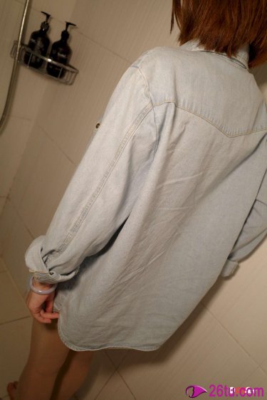 老师扒开腿裸私密无遮让人摸
